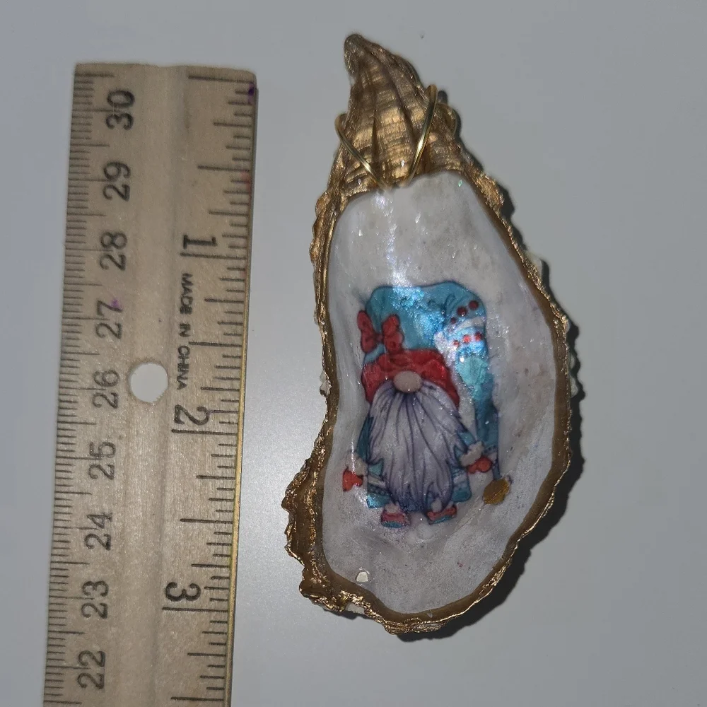 🎅 Gnome Ornament with Gold Trim - Picture 3 of 3
